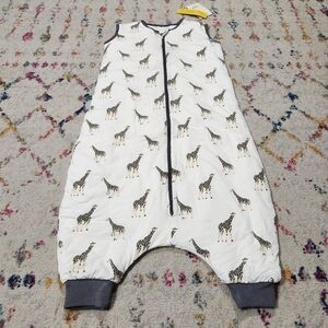 Kyte BABY White and Gray Giraffe Sleep Sack